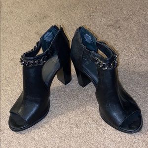 Simply Vera Open Toe Booties